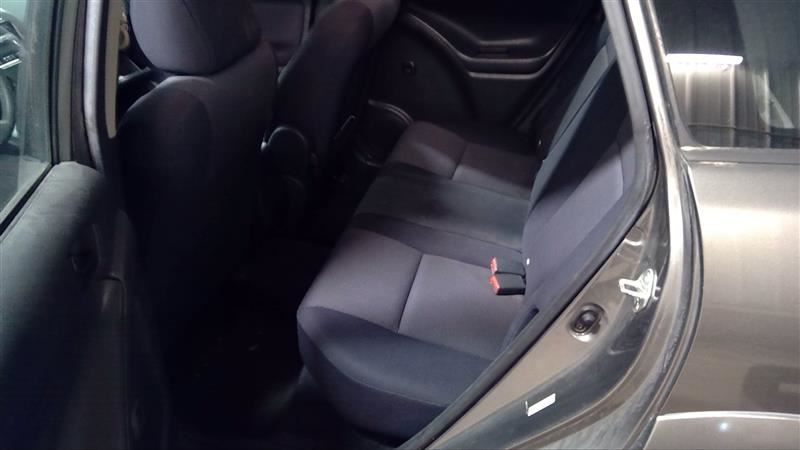 https://f005.backblazeb2.com/file/img-partshotlines-com/Inventory/MA178/Vehicle/5831_10.jpg