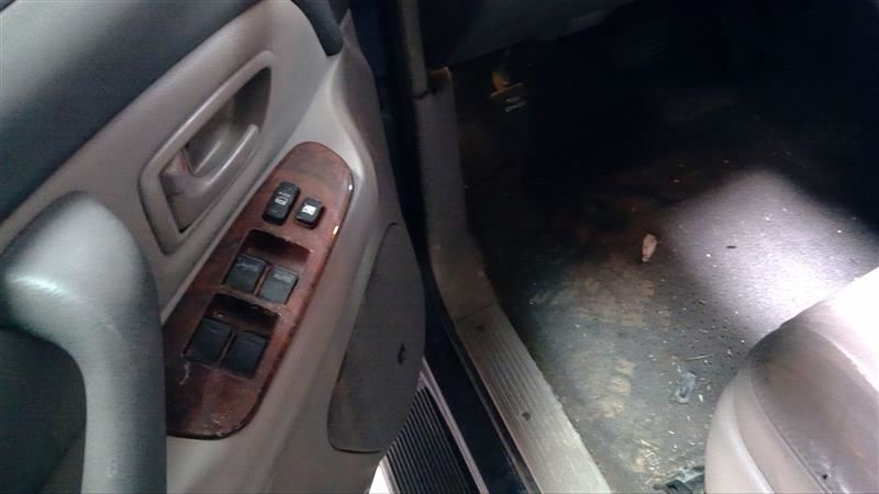 https://f005.backblazeb2.com/file/img-partshotlines-com/Inventory/MA178/Vehicle/5843_09.jpg
