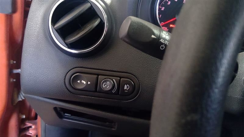 https://f005.backblazeb2.com/file/img-partshotlines-com/Inventory/MA178/Vehicle/5953_09.jpg