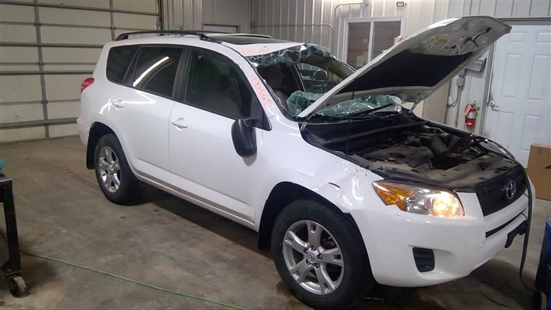 https://f005.backblazeb2.com/file/img-partshotlines-com/Inventory/MA178/Vehicle/5965_06.jpg