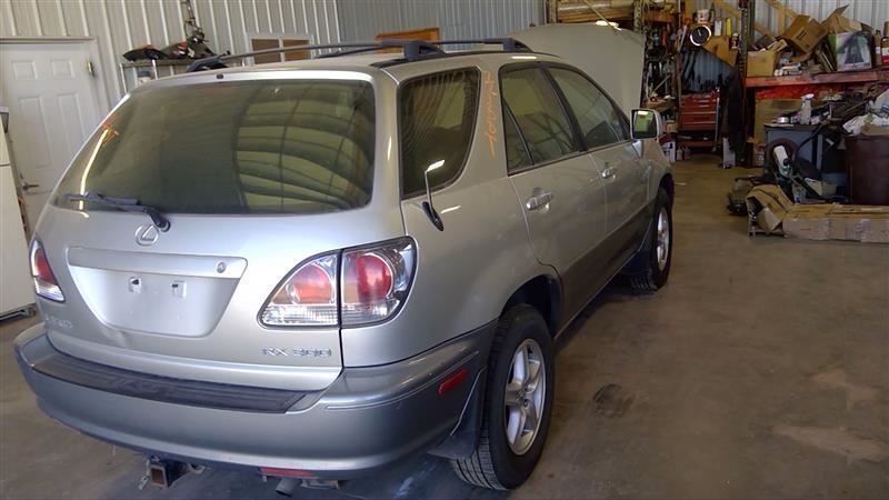 https://f005.backblazeb2.com/file/img-partshotlines-com/Inventory/MA178/Vehicle/6023_04.jpg