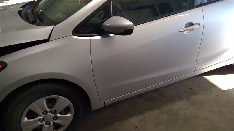 https://f005.backblazeb2.com/file/img-partshotlines-com/Inventory/MA178/Vehicle/6686_03.jpg