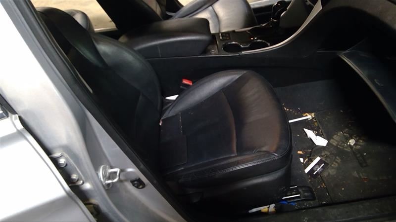 https://f005.backblazeb2.com/file/img-partshotlines-com/Inventory/MA178/Vehicle/6772_11.jpg