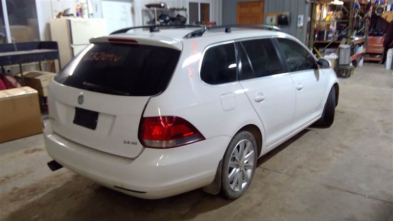 https://f005.backblazeb2.com/file/img-partshotlines-com/Inventory/MA178/Vehicle/6884_04.jpg