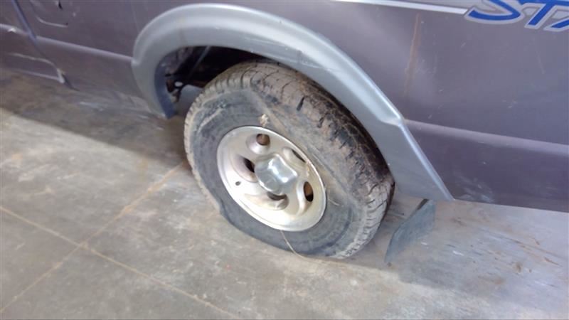 https://f005.backblazeb2.com/file/img-partshotlines-com/Inventory/MA178/Vehicle/7041_07.jpg
