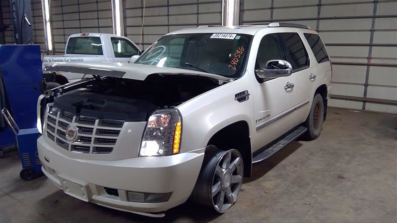 https://f005.backblazeb2.com/file/img-partshotlines-com/Inventory/MA178/Vehicle/7546_01.jpg