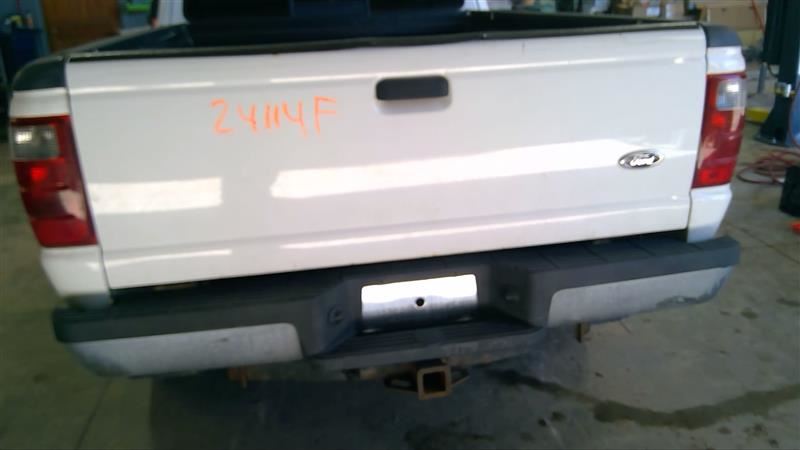 https://f005.backblazeb2.com/file/img-partshotlines-com/Inventory/MA178/Vehicle/7982_11.jpg