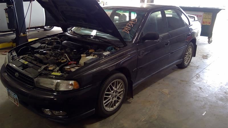 https://f005.backblazeb2.com/file/img-partshotlines-com/Inventory/MA178/Vehicle/8115_01.jpg