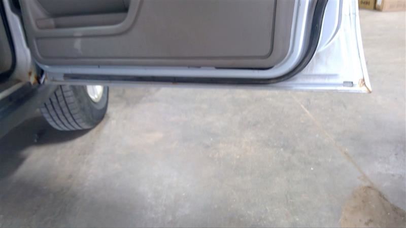 https://f005.backblazeb2.com/file/img-partshotlines-com/Inventory/MA178/Vehicle/8160_10.jpg