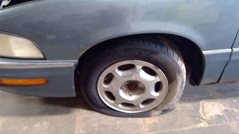 https://f005.backblazeb2.com/file/img-partshotlines-com/Inventory/MA178/Vehicle/8213_06.jpg