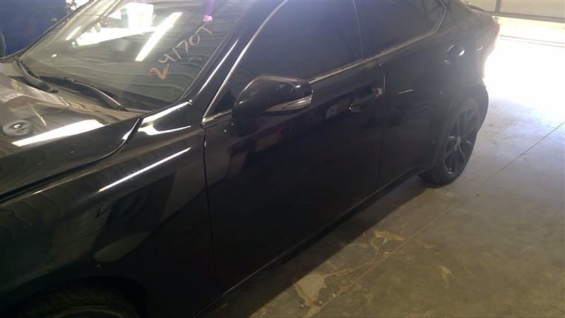 https://f005.backblazeb2.com/file/img-partshotlines-com/Inventory/MA178/Vehicle/8403_08.jpg