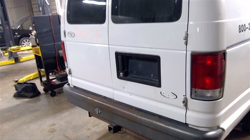 https://f005.backblazeb2.com/file/img-partshotlines-com/Inventory/MA178/Vehicle/8802_03.jpg