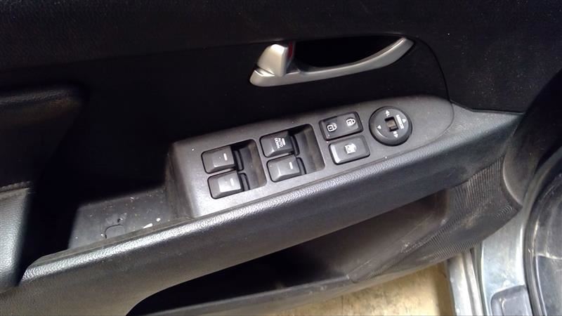 https://f005.backblazeb2.com/file/img-partshotlines-com/Inventory/MA178/Vehicle/8889_11.jpg