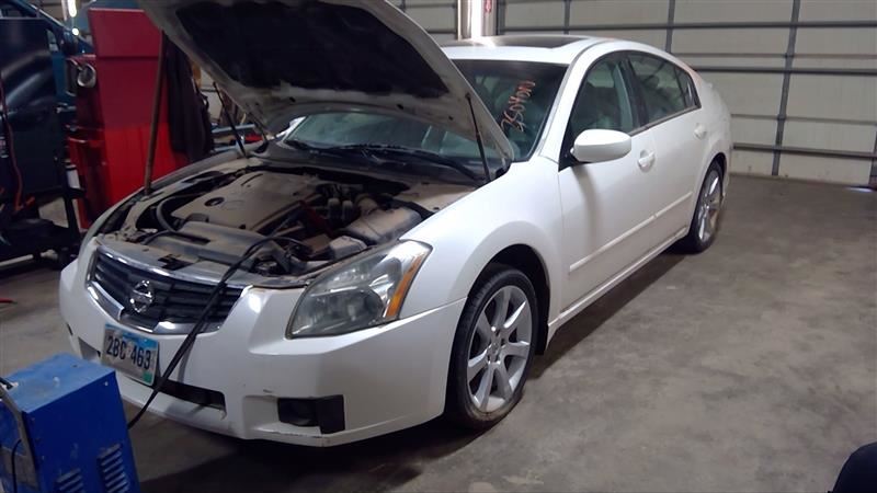 https://f005.backblazeb2.com/file/img-partshotlines-com/Inventory/MA178/Vehicle/9166_01.jpg