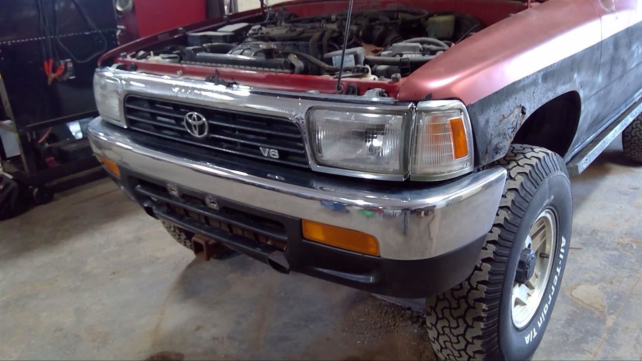https://f005.backblazeb2.com/file/img-partshotlines-com/Inventory/MA178/Vehicle/9293_07.jpg