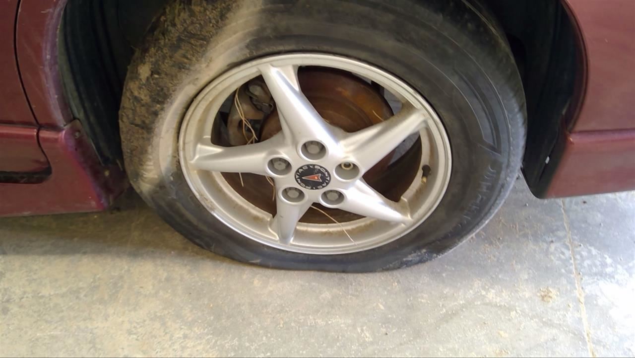 https://f005.backblazeb2.com/file/img-partshotlines-com/Inventory/MA178/Vehicle/9380_05.jpg