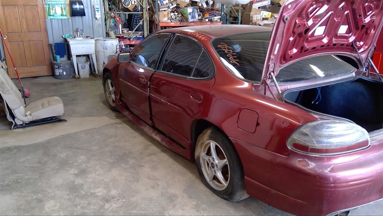 https://f005.backblazeb2.com/file/img-partshotlines-com/Inventory/MA178/Vehicle/9380_06.jpg
