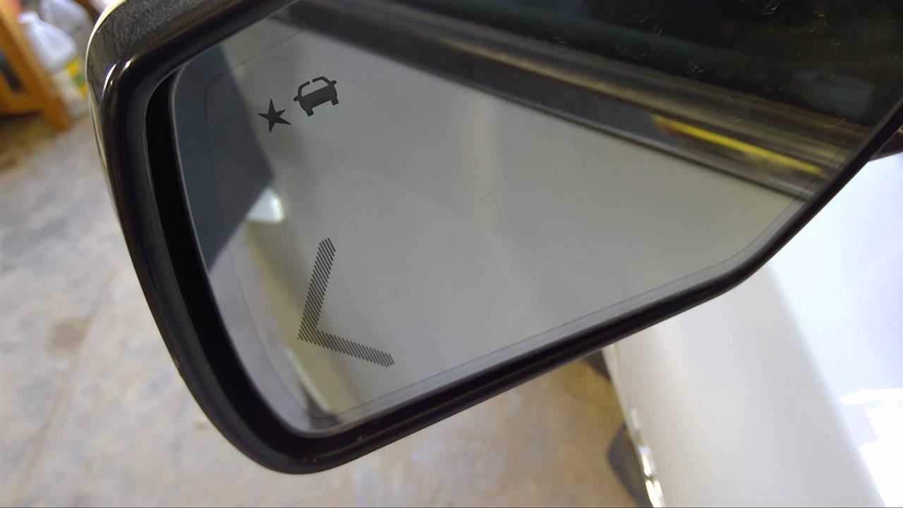 https://f005.backblazeb2.com/file/img-partshotlines-com/Inventory/MA178/Vehicle/9482_05.jpg
