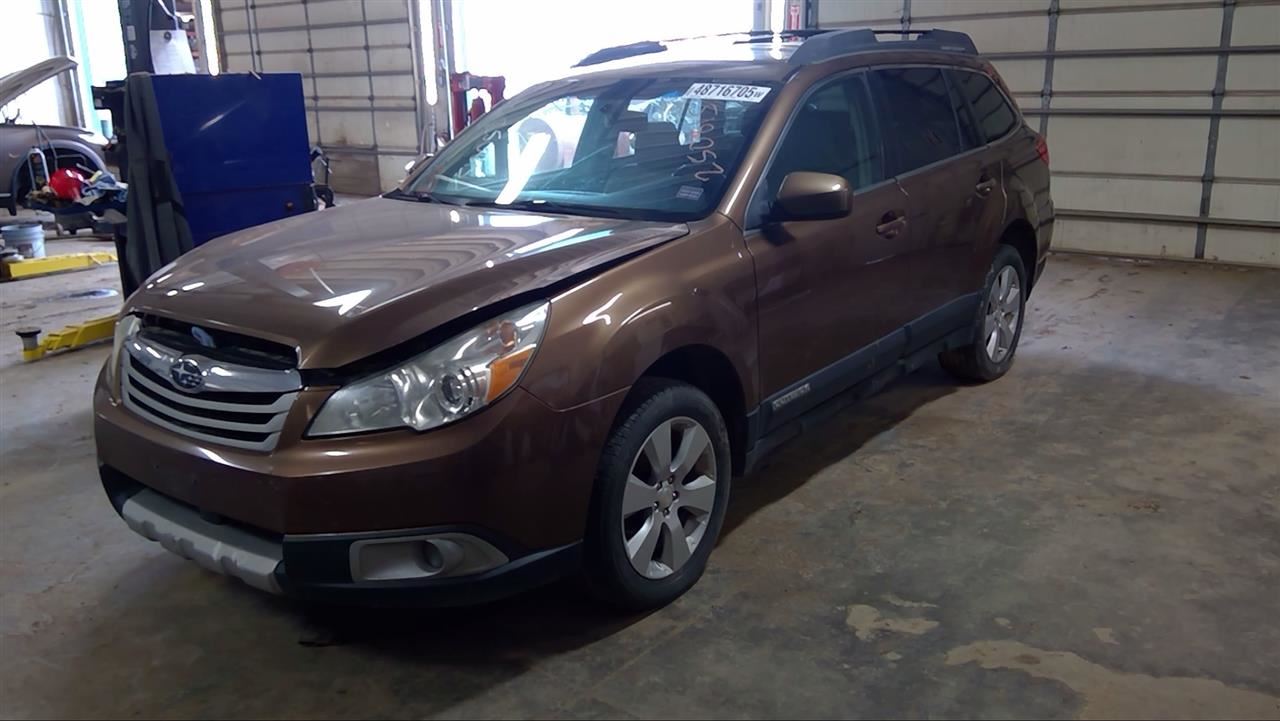 https://f005.backblazeb2.com/file/img-partshotlines-com/Inventory/MA178/Vehicle/9526_01.jpg