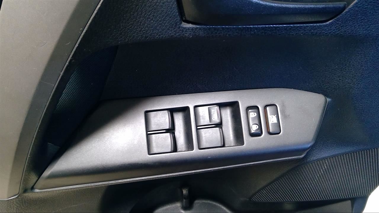https://f005.backblazeb2.com/file/img-partshotlines-com/Inventory/MA178/Vehicle/9544_12.jpg