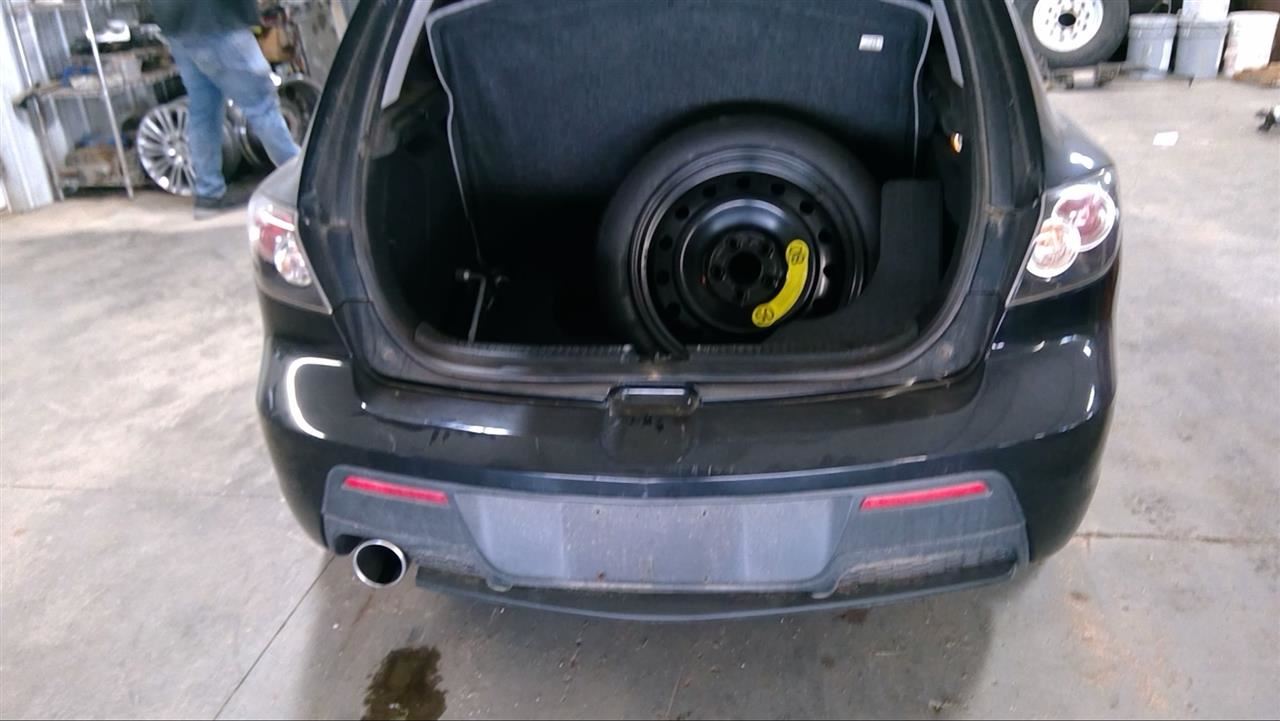 https://f005.backblazeb2.com/file/img-partshotlines-com/Inventory/MA178/Vehicle/9690_12.jpg