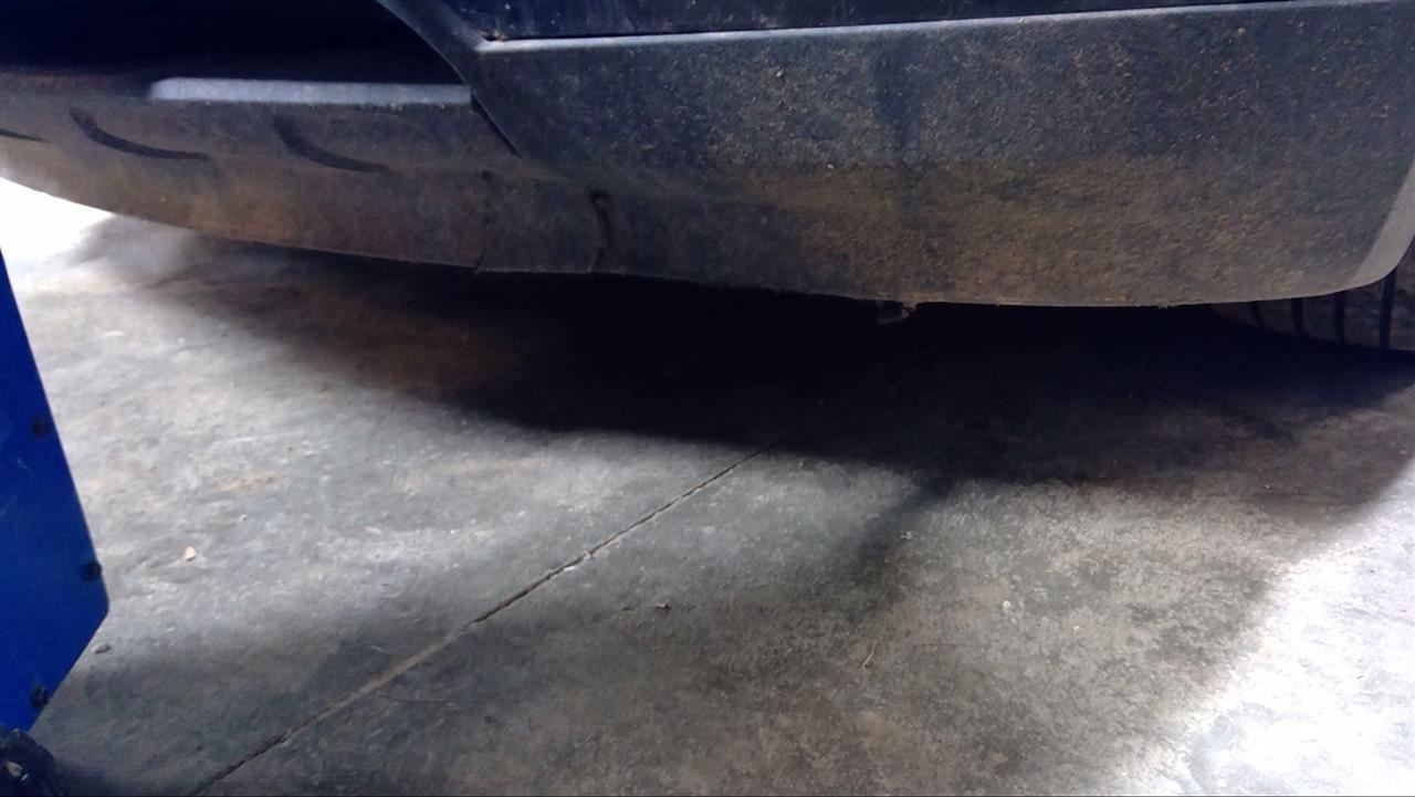 https://f005.backblazeb2.com/file/img-partshotlines-com/Inventory/MA178/Vehicle/9692_04.jpg