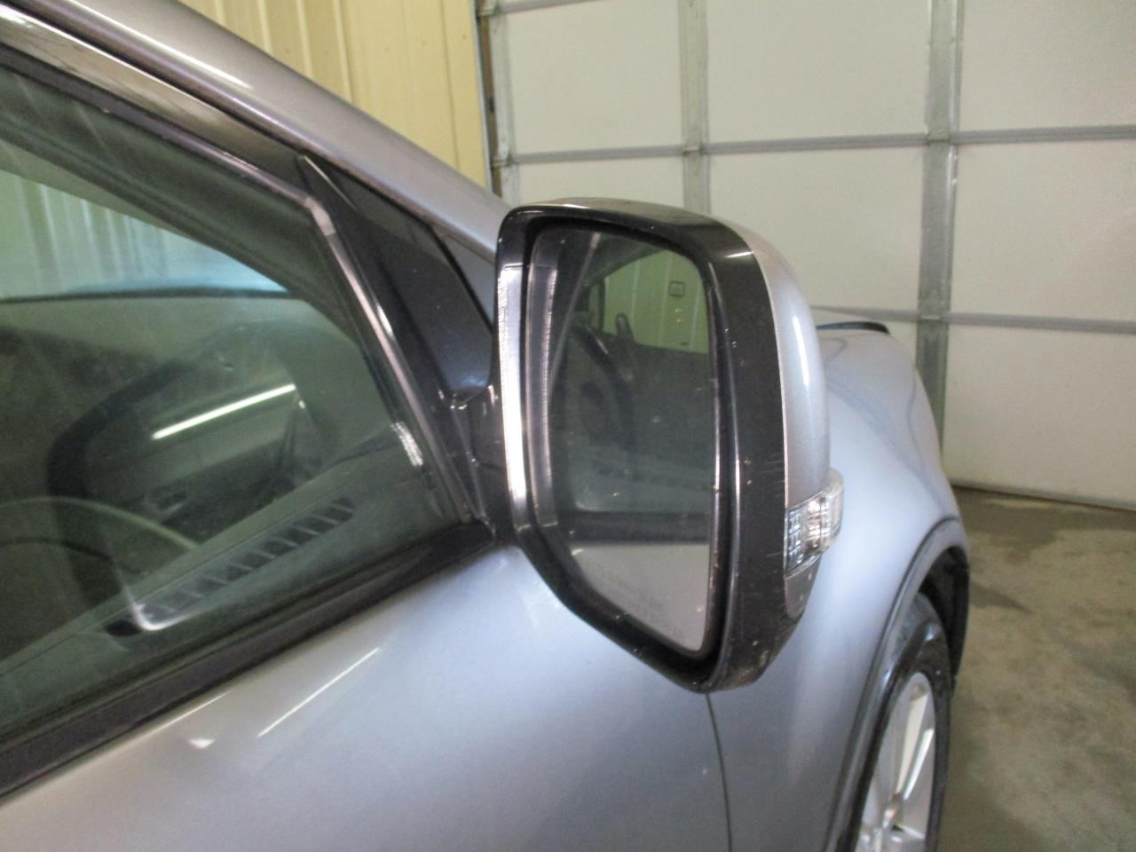 https://f005.backblazeb2.com/file/img-partshotlines-com/Inventory/MA185/Inventory/2017301_02.jpg