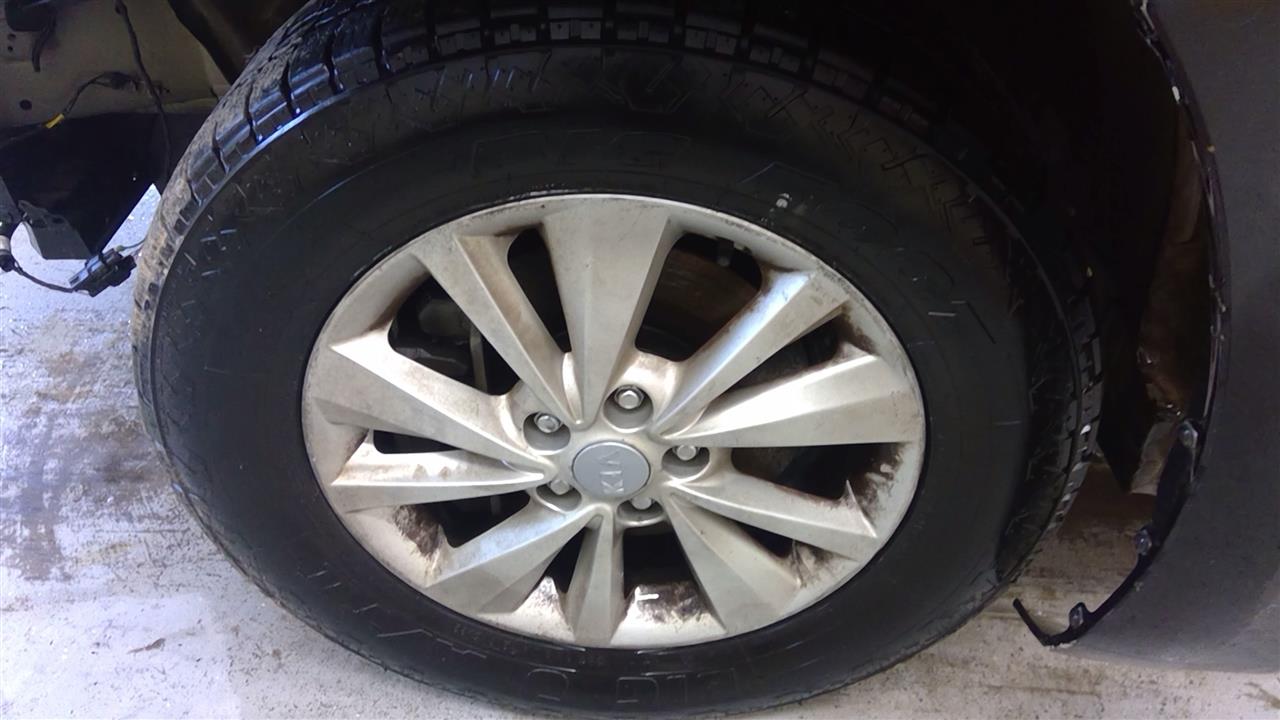 https://f005.backblazeb2.com/file/img-partshotlines-com/Inventory/MA185/Vehicle/101378_07.jpg