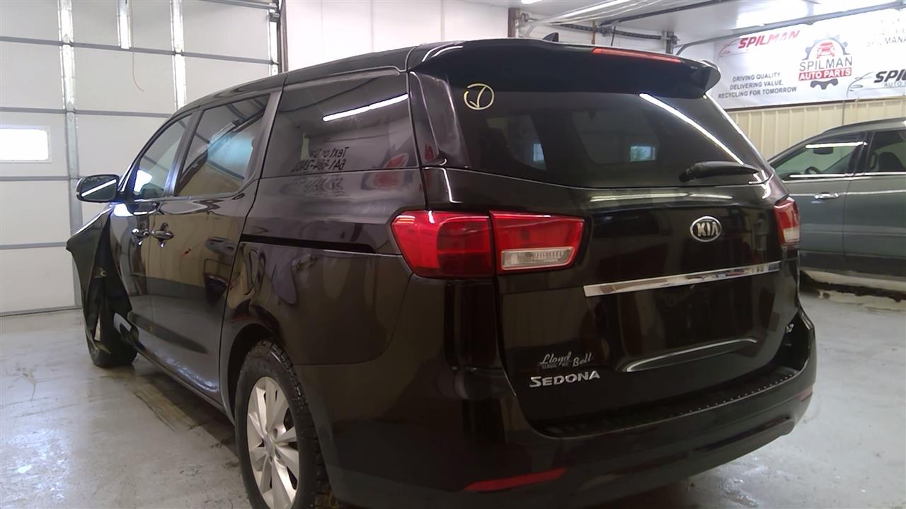 https://f005.backblazeb2.com/file/img-partshotlines-com/Inventory/MA185/Vehicle/101378_11.jpg