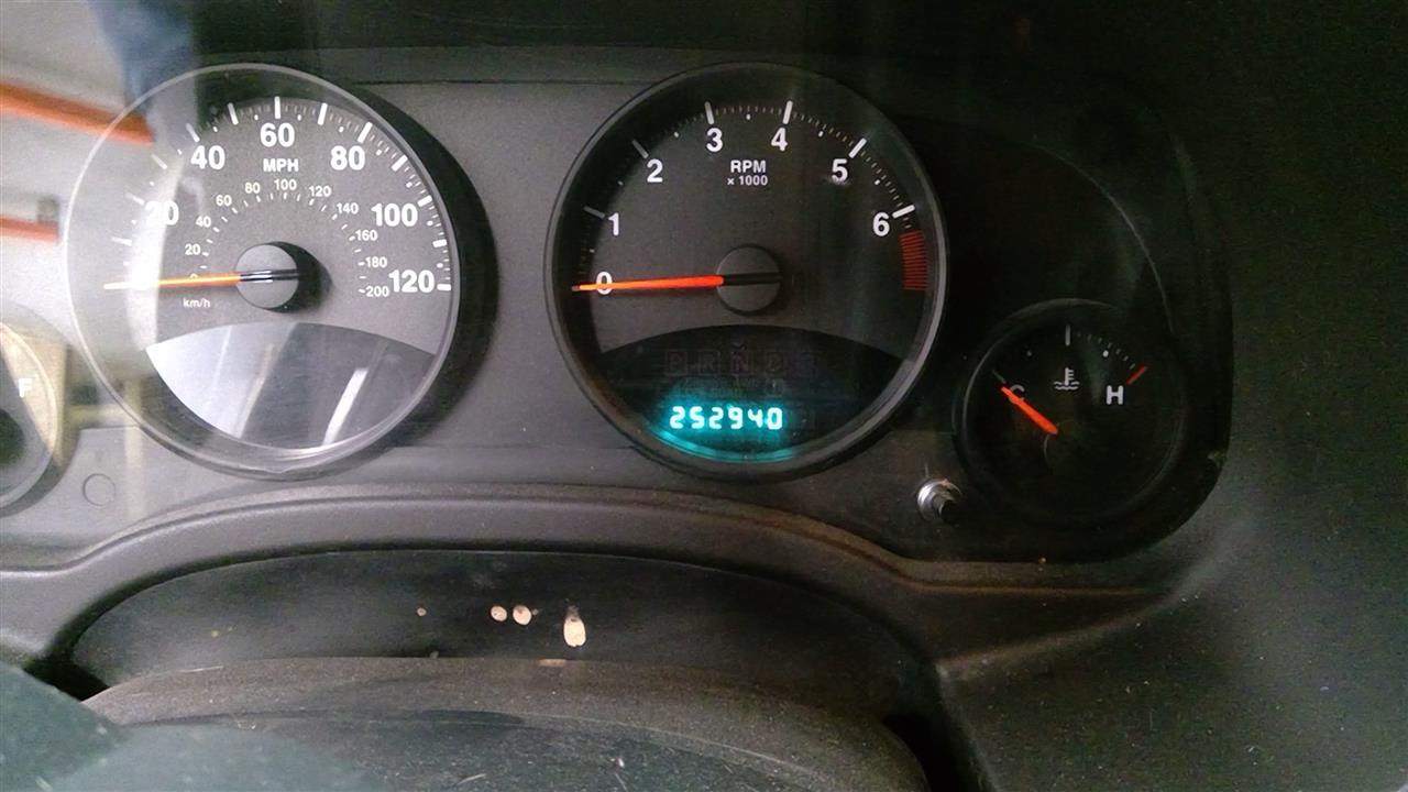 Vehicle/102373_04.jpg