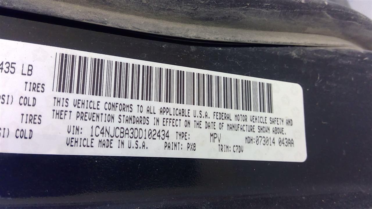 Vehicle/102373_06.jpg