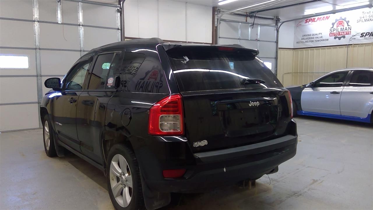 Vehicle/102373_11.jpg