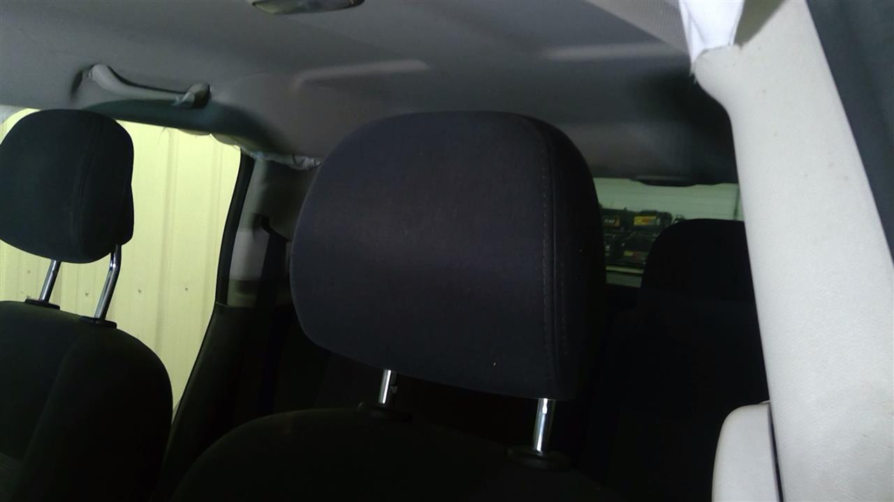 Vehicle/103100_55.jpg