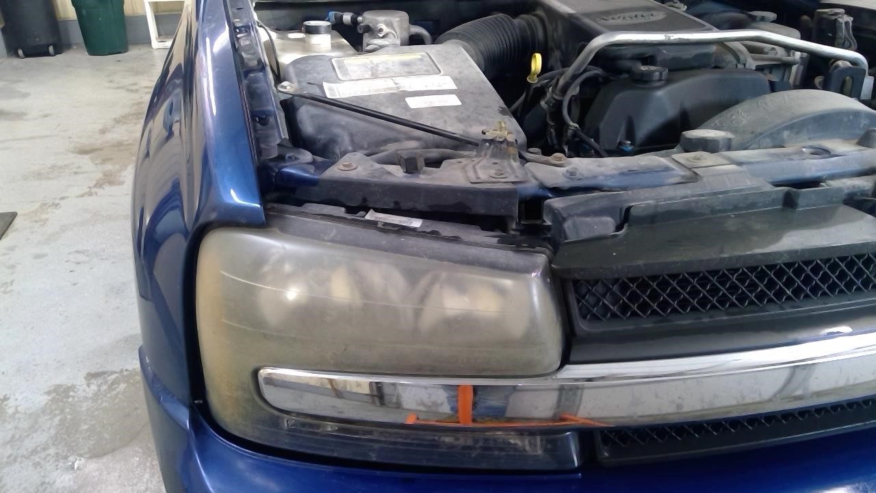 https://f005.backblazeb2.com/file/img-partshotlines-com/Inventory/MA185/Vehicle/103429_11.jpg