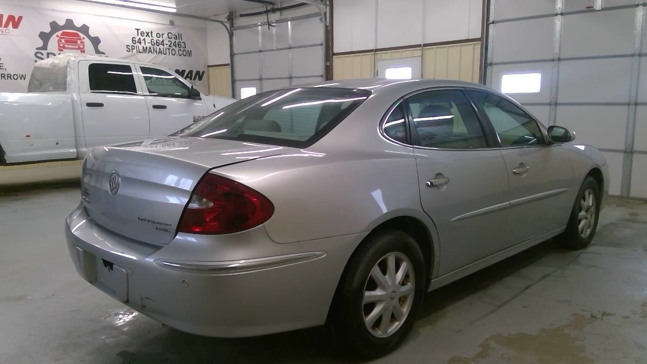 https://f005.backblazeb2.com/file/img-partshotlines-com/Inventory/MA185/Vehicle/103874_12.jpg