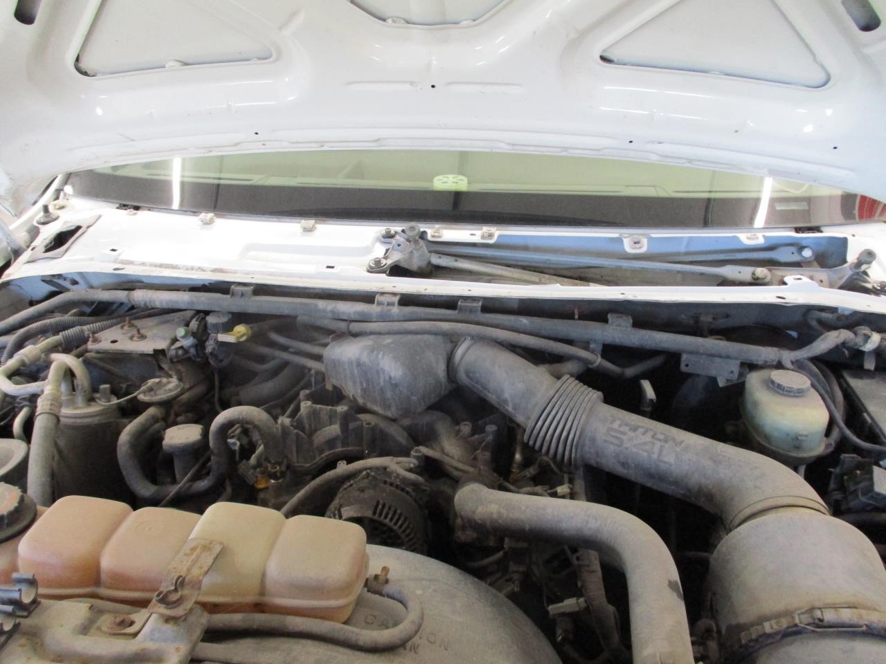 https://f005.backblazeb2.com/file/img-partshotlines-com/Inventory/MA185/Vehicle/104147_07.jpg