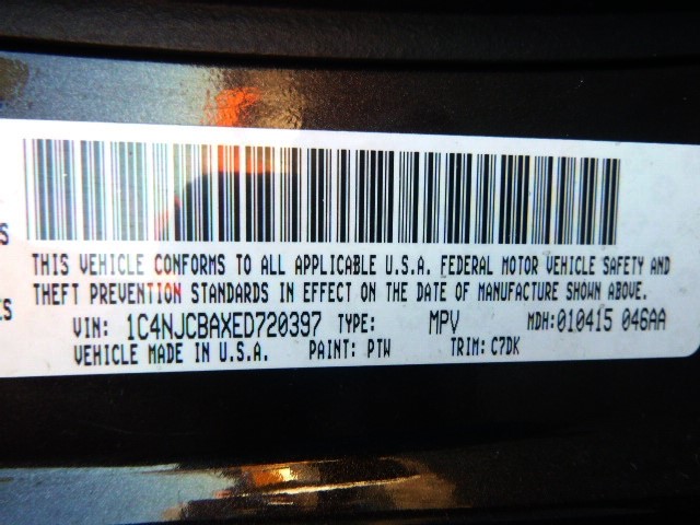 Vehicle/104364_04.jpg