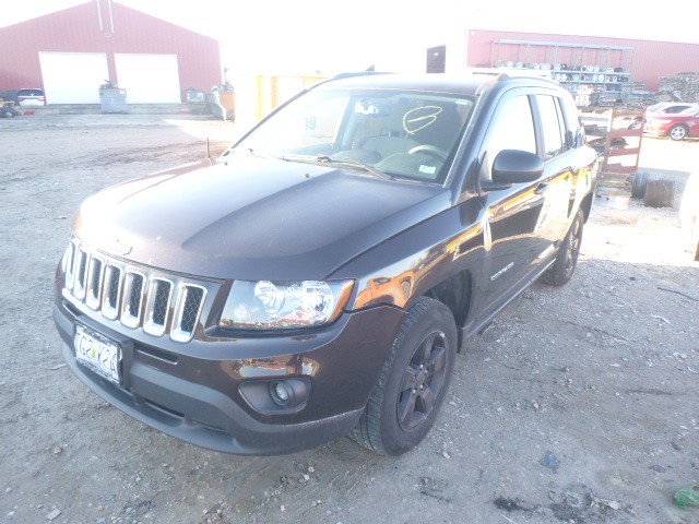 Vehicle/104364_07.jpg