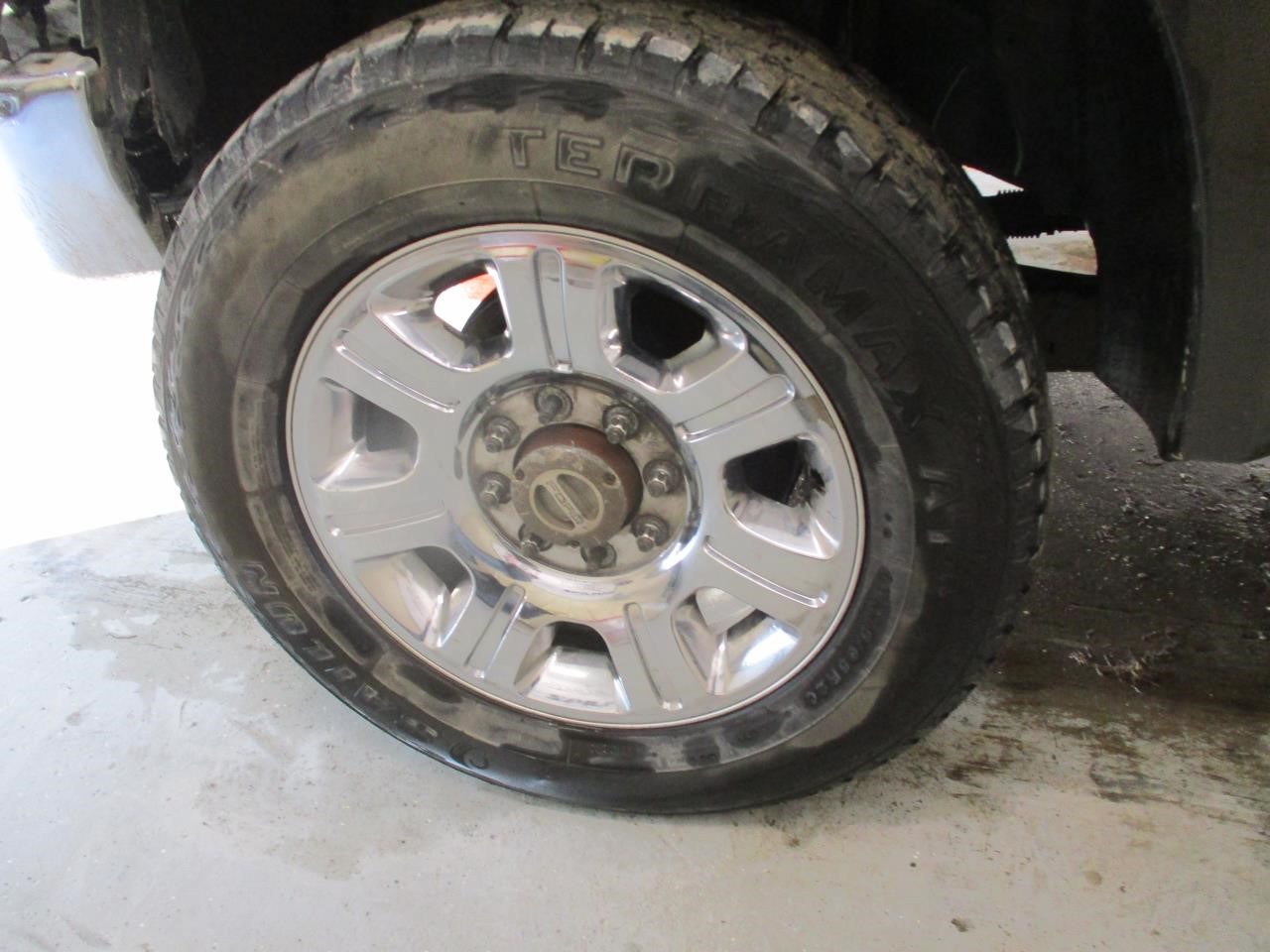 https://f005.backblazeb2.com/file/img-partshotlines-com/Inventory/MA185/Vehicle/105374_04.jpg