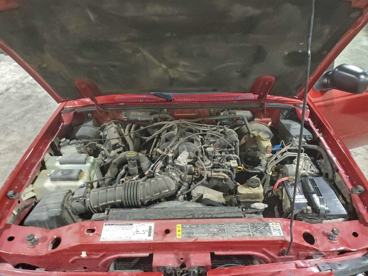 https://f005.backblazeb2.com/file/img-partshotlines-com/Inventory/MA185/Vehicle/105481_11.jpg