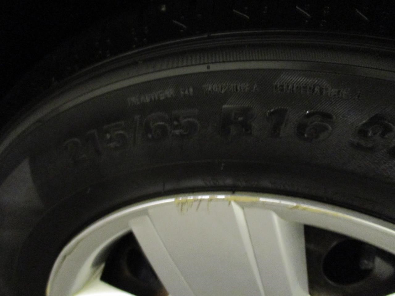 Vehicle/105686_08.jpg