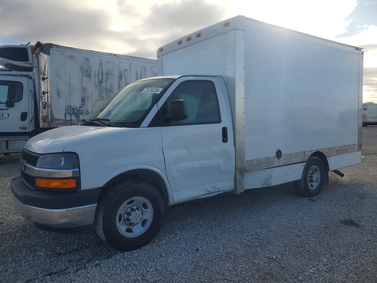 https://f005.backblazeb2.com/file/img-partshotlines-com/Inventory/MA185/Vehicle/105889_01.jpg