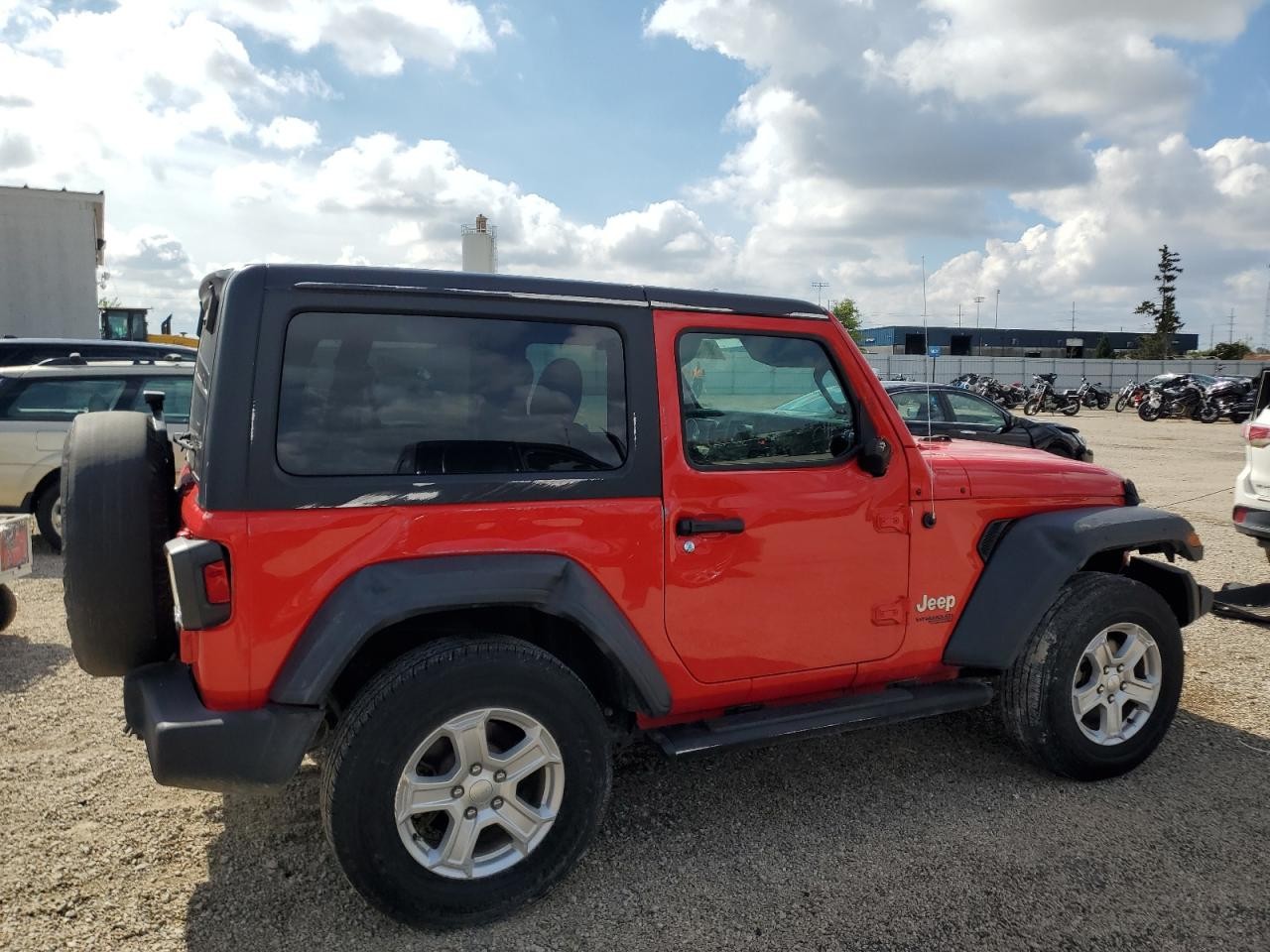 https://f005.backblazeb2.com/file/img-partshotlines-com/Inventory/MA185/Vehicle/105966_03.jpg