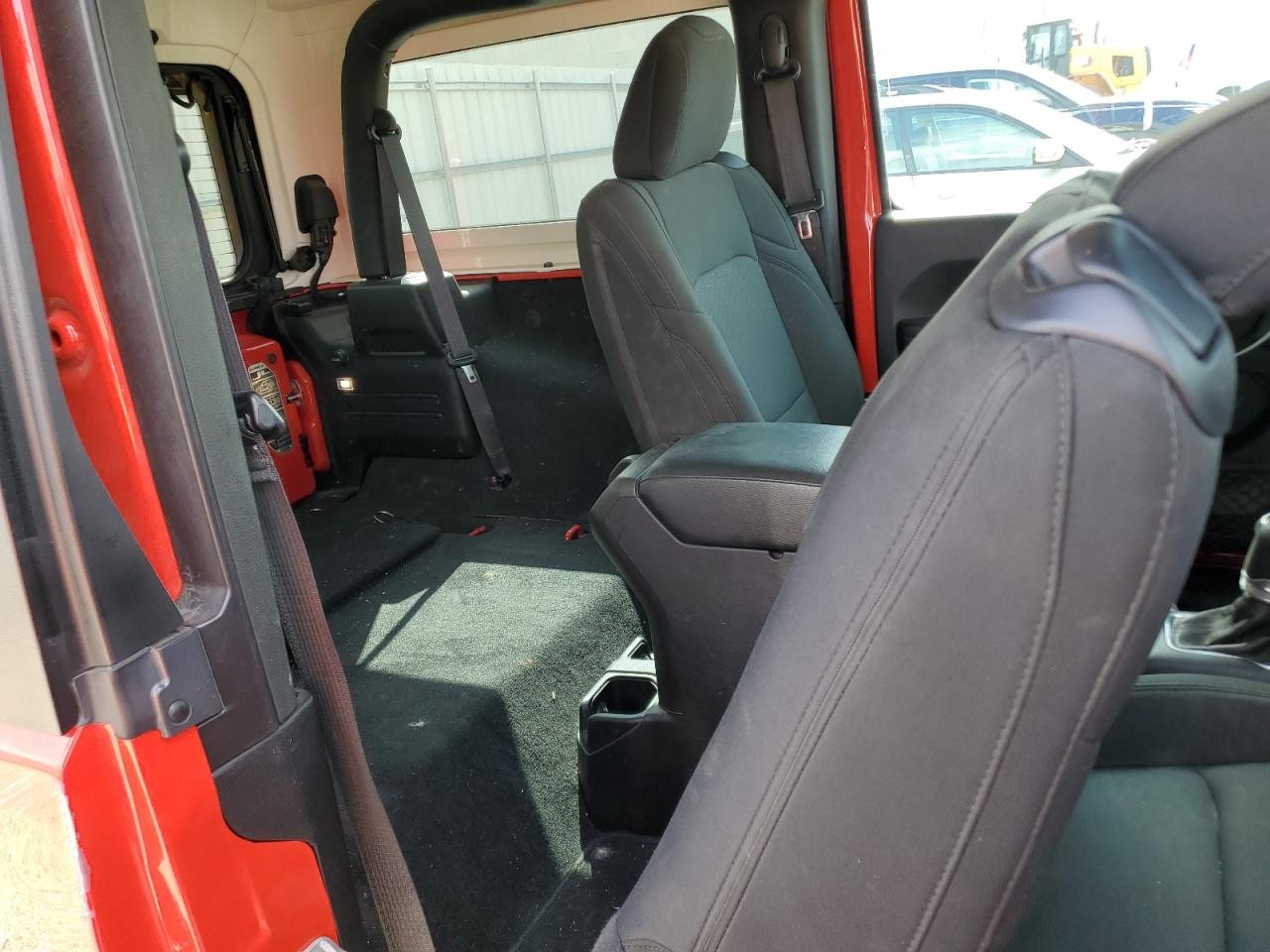 https://f005.backblazeb2.com/file/img-partshotlines-com/Inventory/MA185/Vehicle/105966_11.jpg