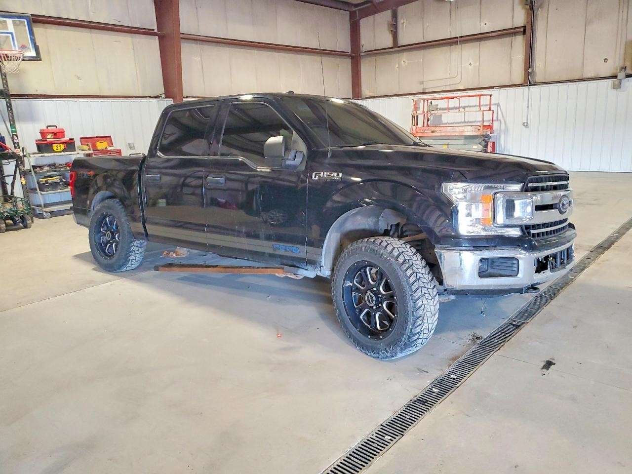 https://f005.backblazeb2.com/file/img-partshotlines-com/Inventory/MA185/Vehicle/106003_04.jpg