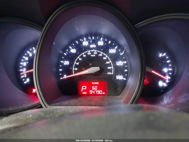 https://f005.backblazeb2.com/file/img-partshotlines-com/Inventory/MA185/Vehicle/106112_07.jpg