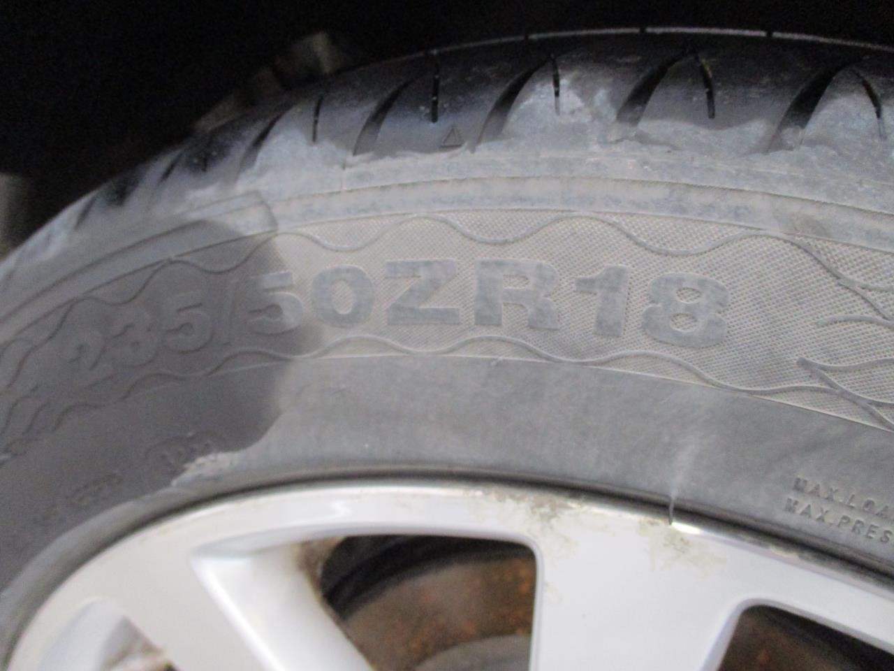 Vehicle/106133_06.jpg
