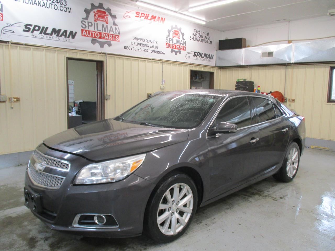Vehicle/106133_12.jpg