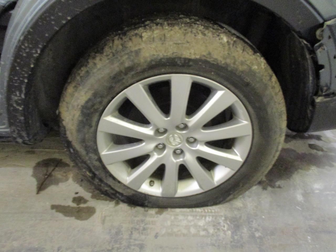 https://f005.backblazeb2.com/file/img-partshotlines-com/Inventory/MA185/Vehicle/106317_04.jpg