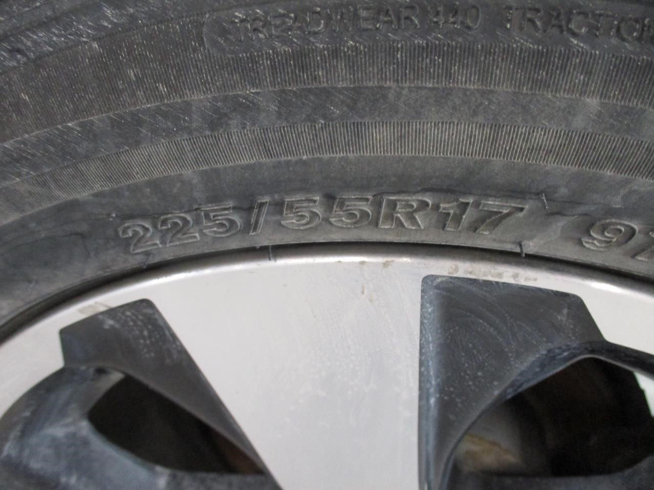Vehicle/106497_07.jpg